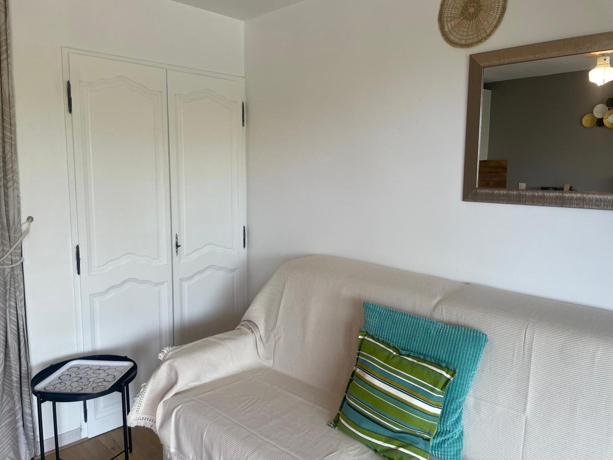 Apartment 4 Couchages Centre Vue Bandol