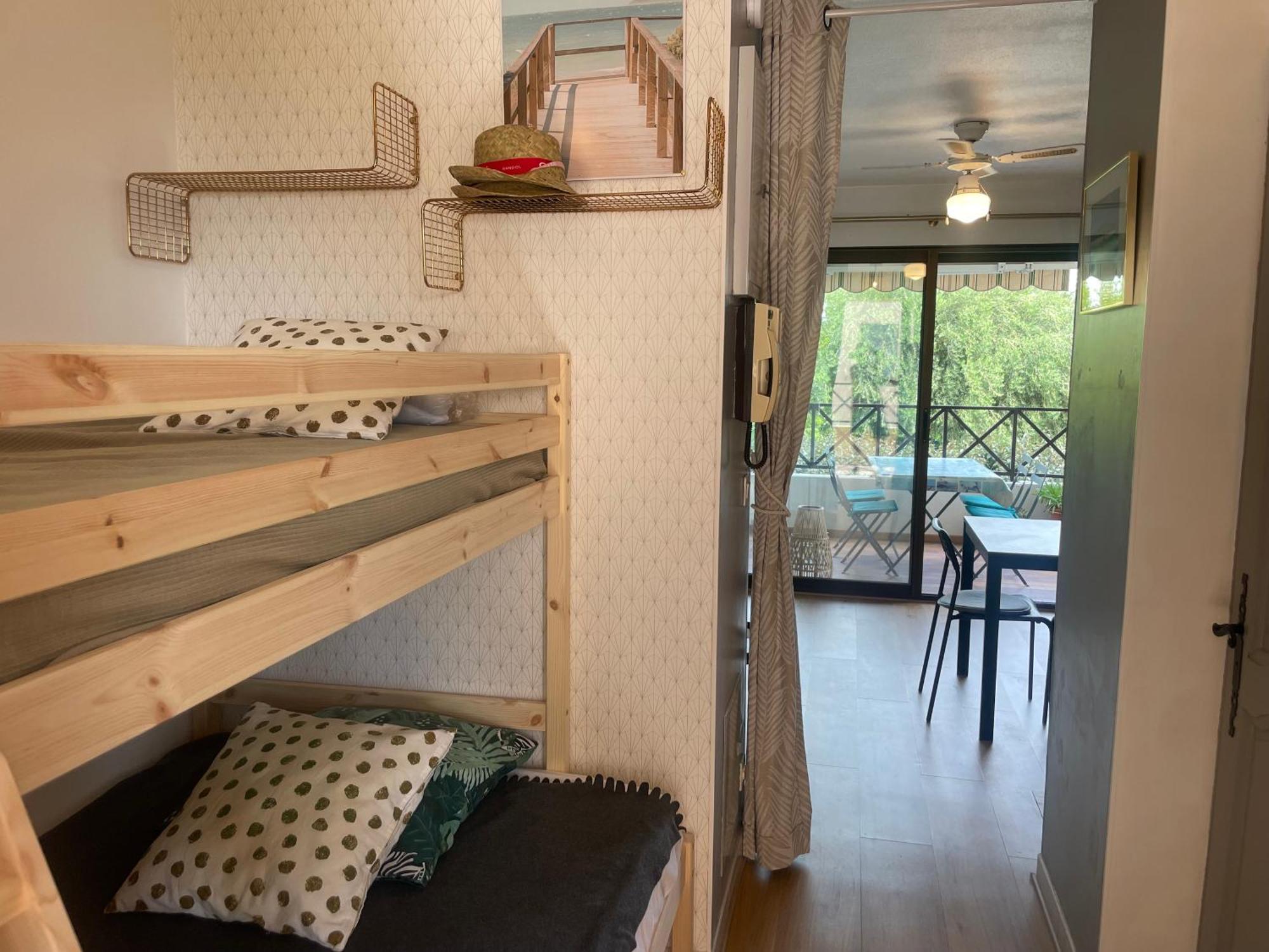4 Couchages Centre Vue Appartement Bandol